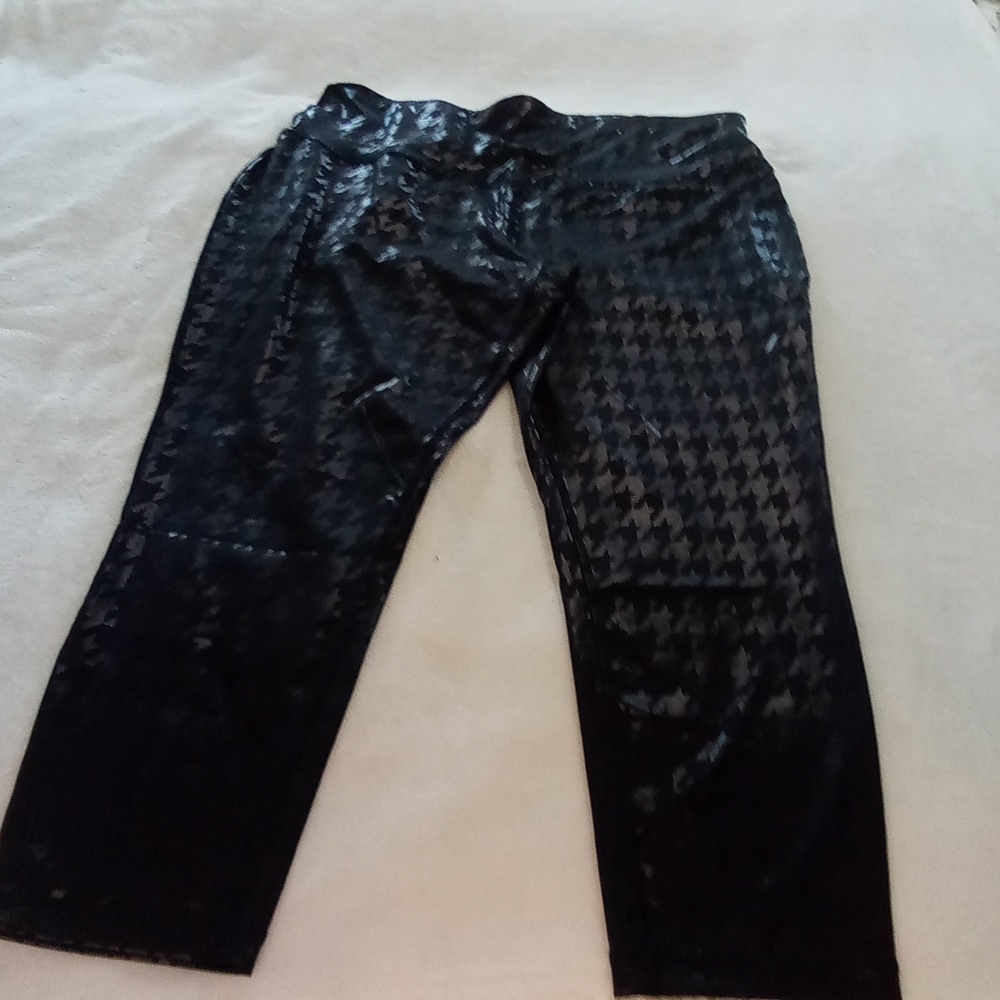 Xersion Size 2X Color Black (Legging & Top Set)